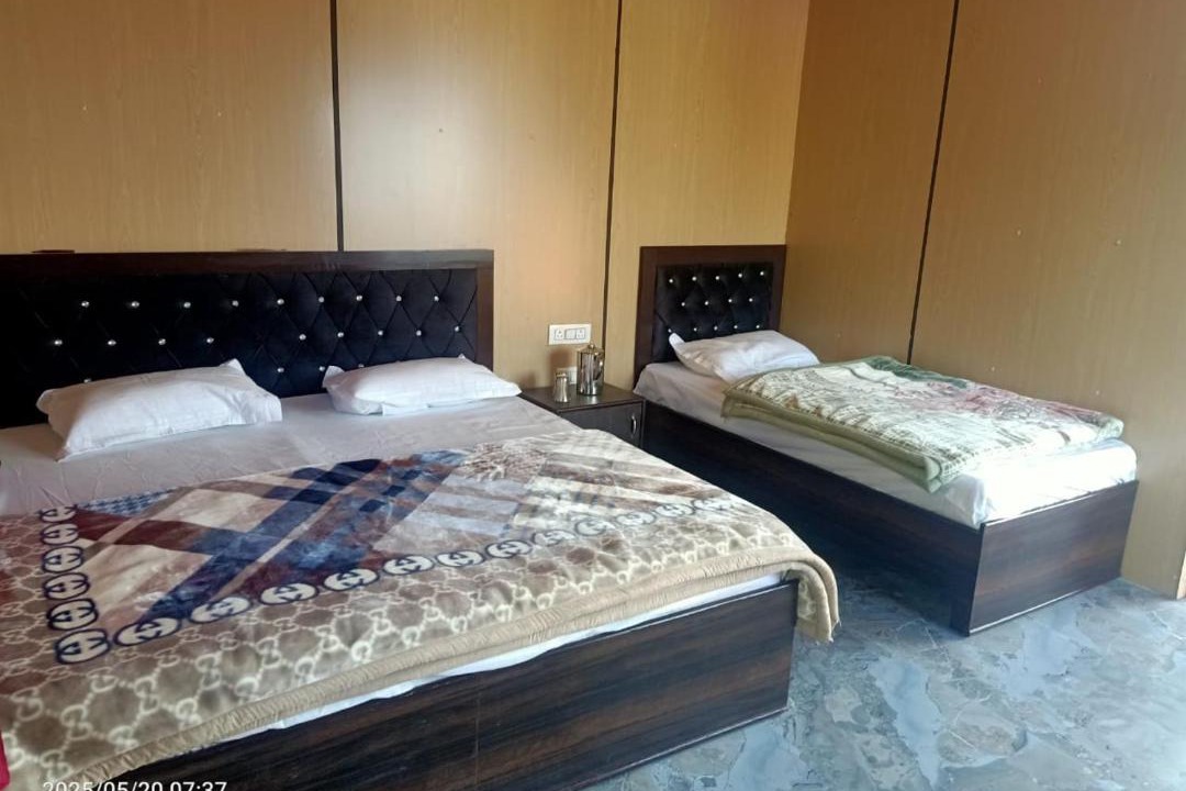 Photo of Bedroom in Chamoli