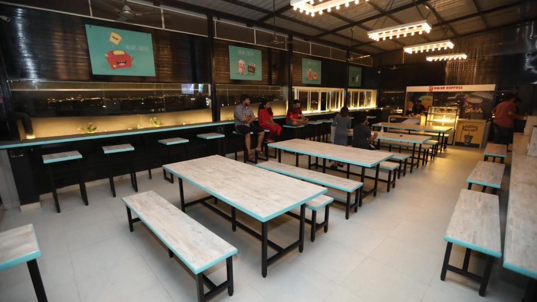 Photo of Kitchen in HBR Layout