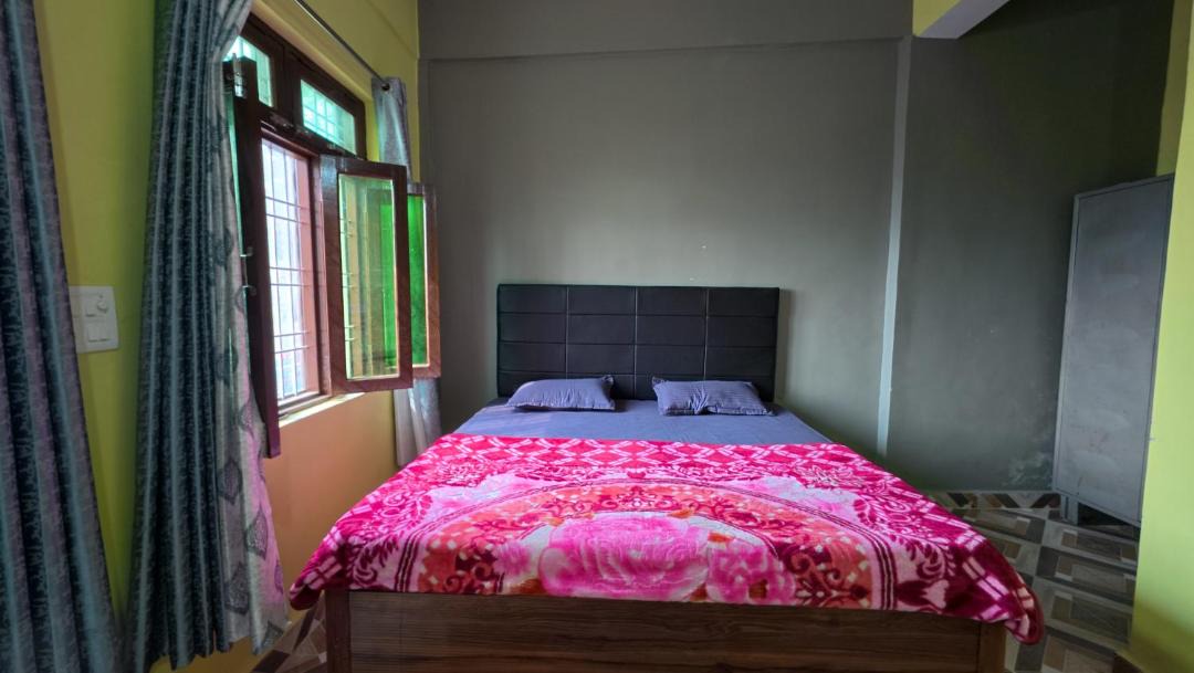 Photo of Bedroom in Almora