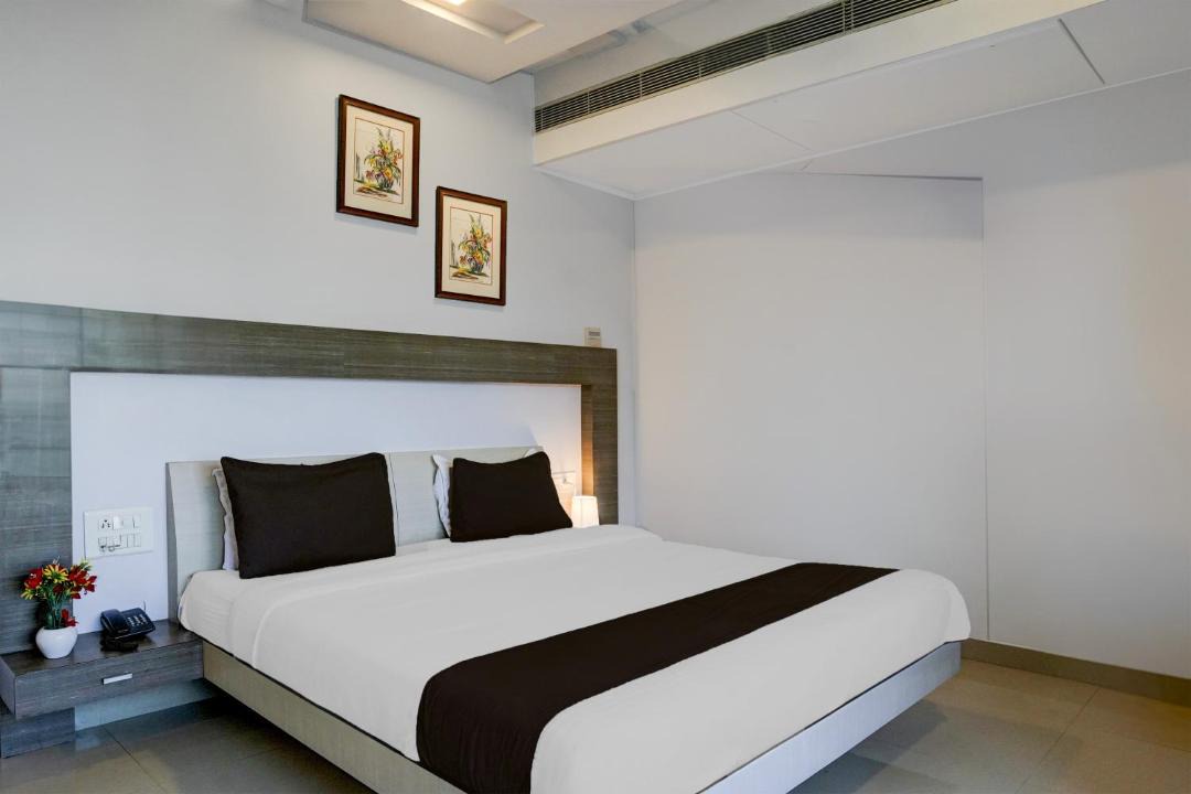 Photo of Bedroom in Rajkot