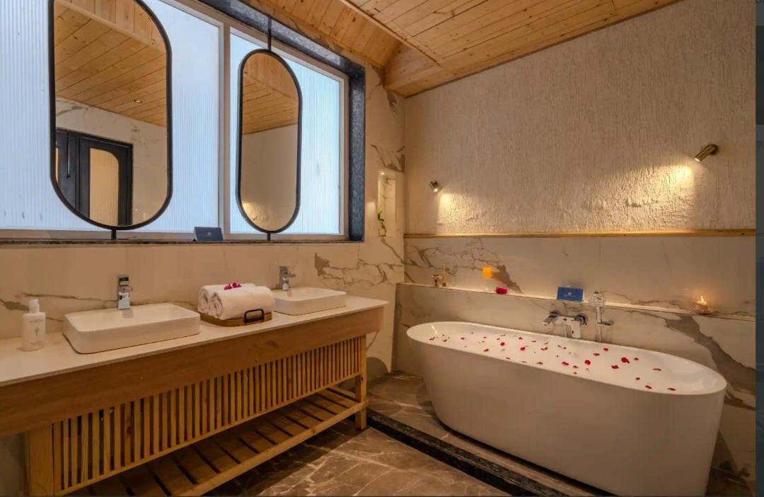 Photo of Bathroom in Khattalwada