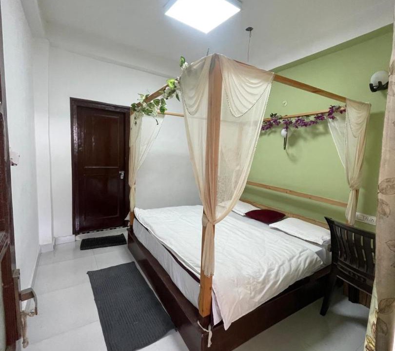 Photo of Bedroom in Jibhi
