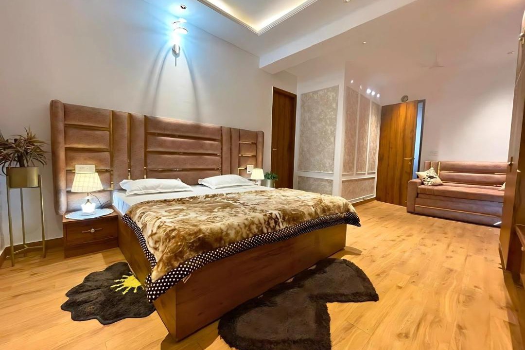 Photo of Bedroom in Dharampur