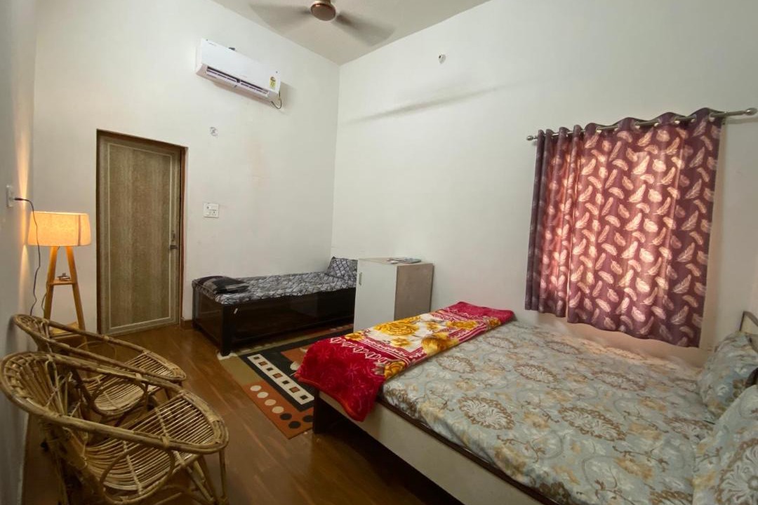 Photo of Bedroom in Roorkee