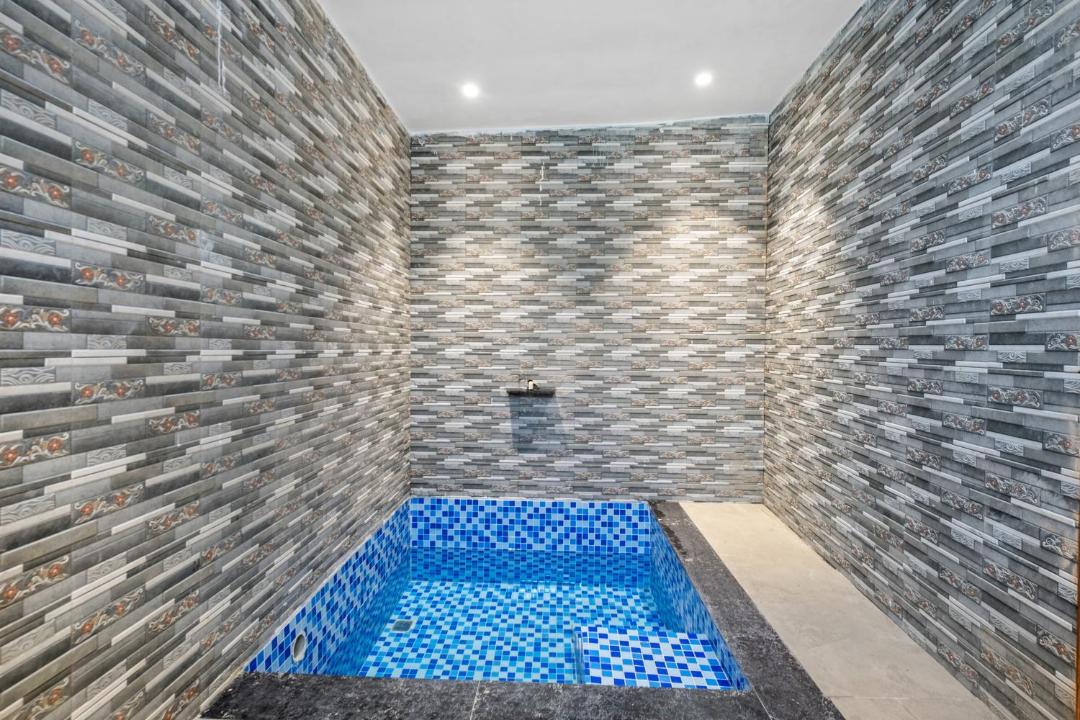 Photo of Bathroom in Ramnagar