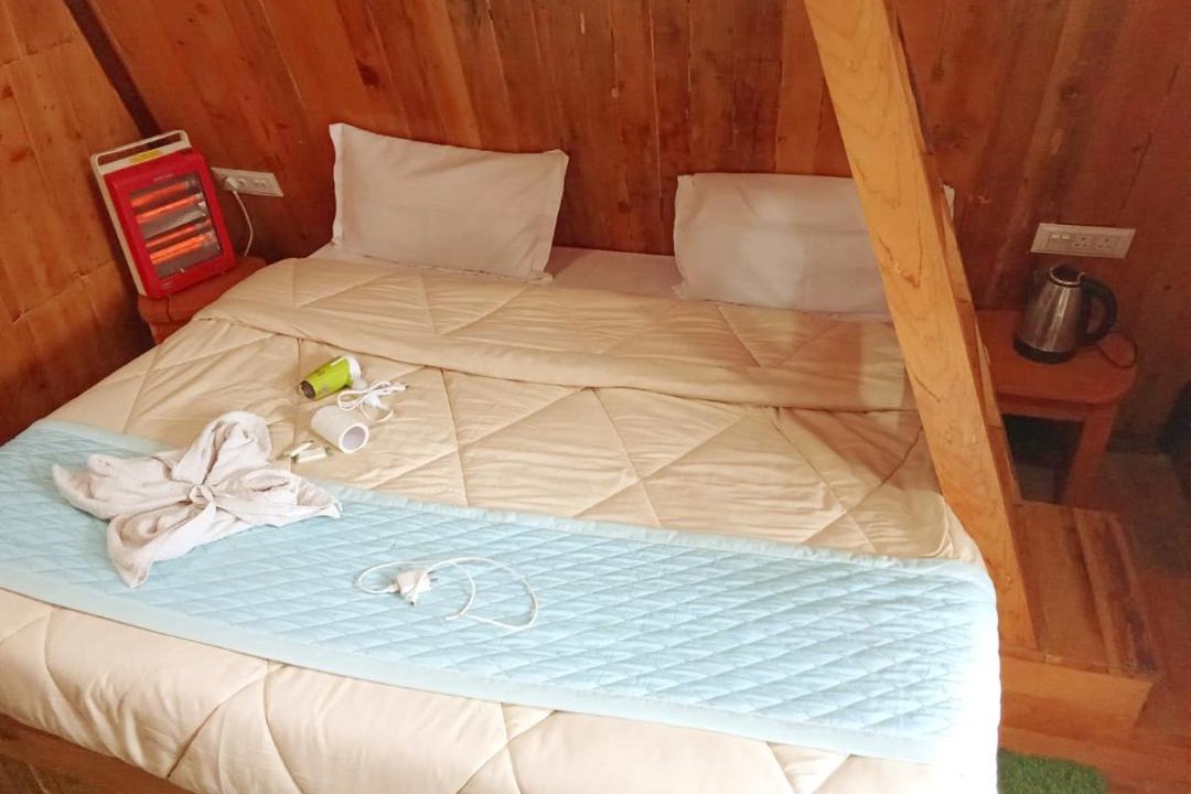 Photo of Bedroom in New Manali
