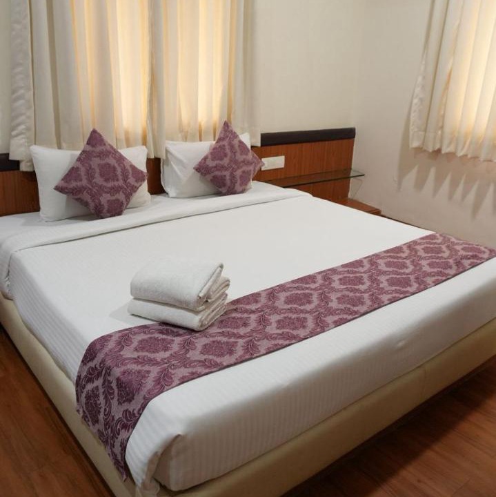 Photo of Bedroom in Daulatabad
