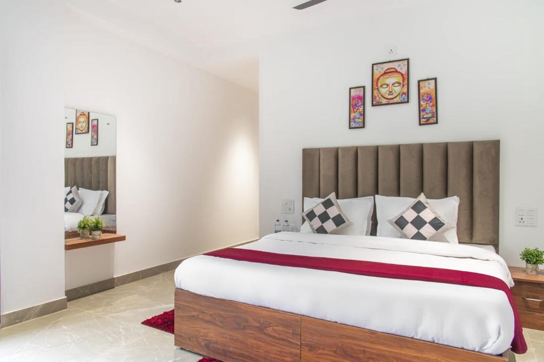 Photo of Bedroom in Dharampur