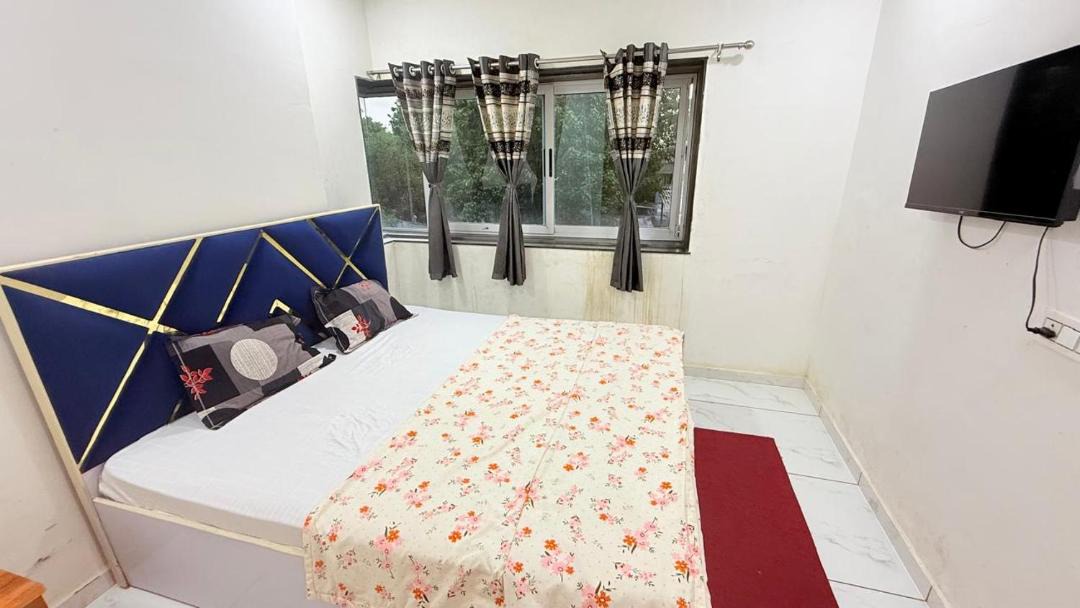 Photo of Bedroom in Daman