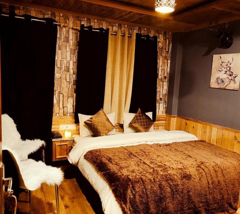 Photo of Bedroom in Jagatsukh