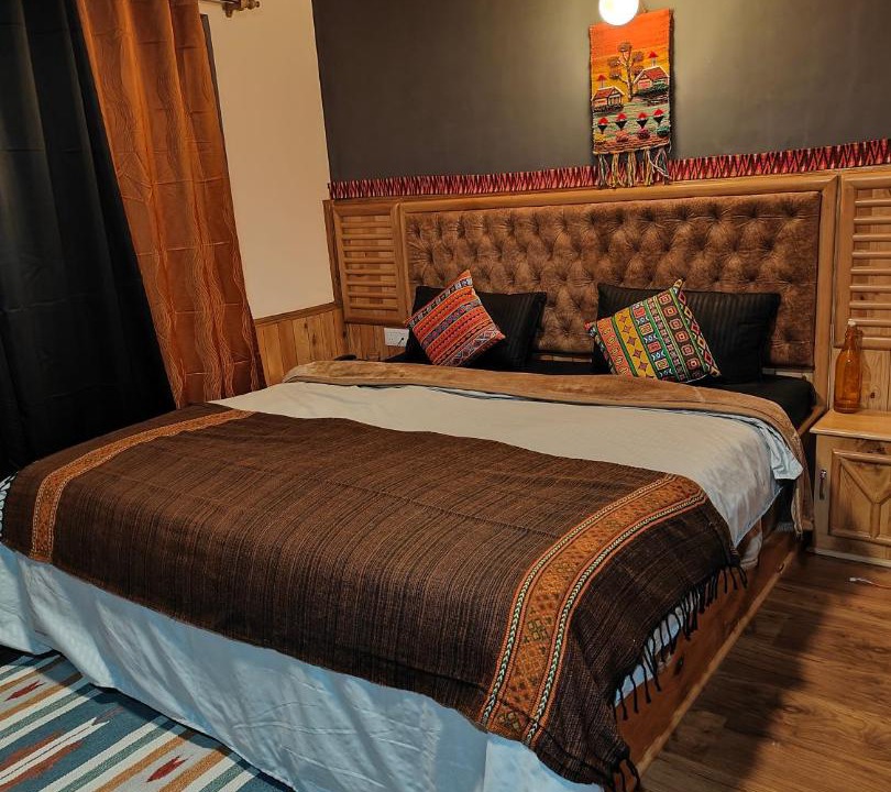 Photo of Bedroom in Jagatsukh