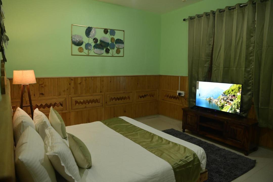 Photo of Bedroom in Jibhi