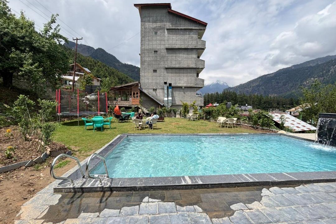 Photo of Others in Old Manali