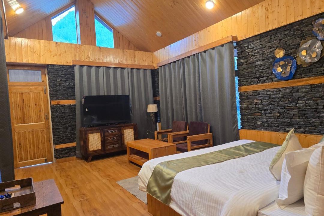 Photo of Bedroom in Jibhi