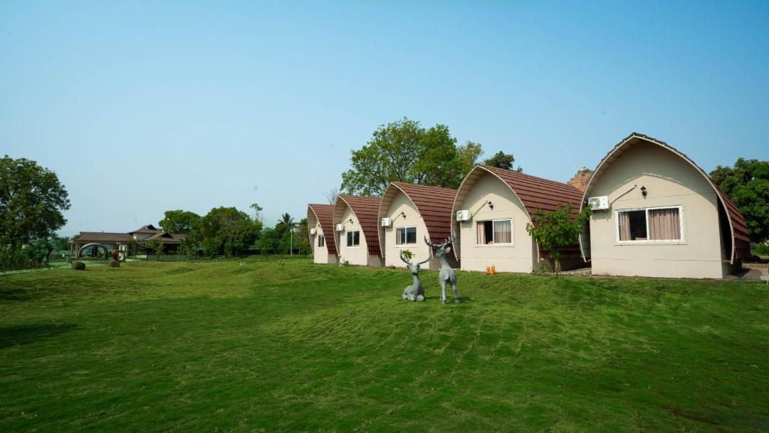 Photo of Buildings in Manchar