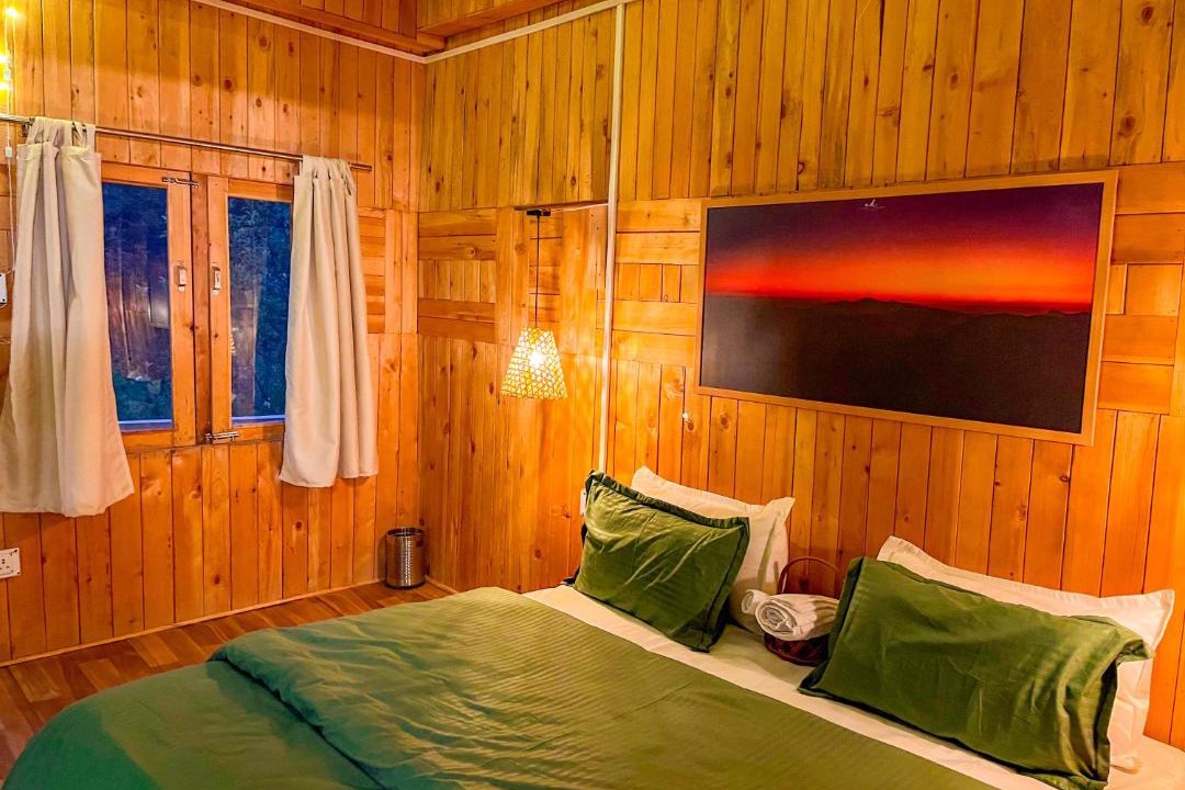 Photo of Bedroom in Jibhi