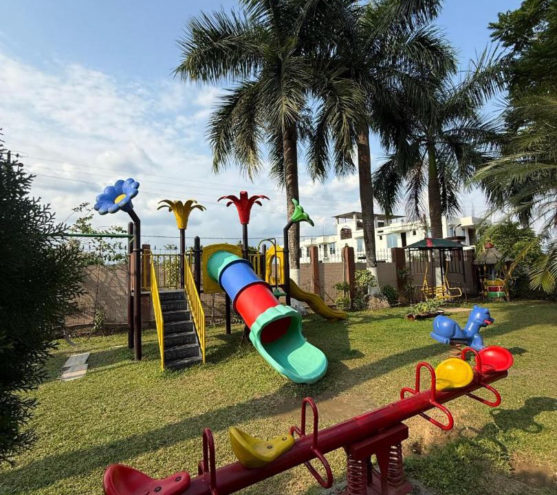 Photo of Outdoor in Neora