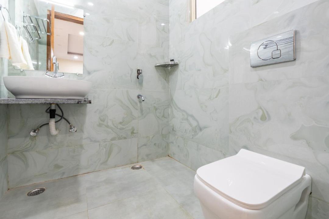 Photo of Bathroom in Dariyaganj