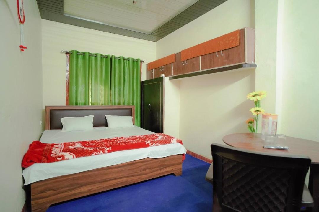 Photo of Bedroom in Naukuchiyatal