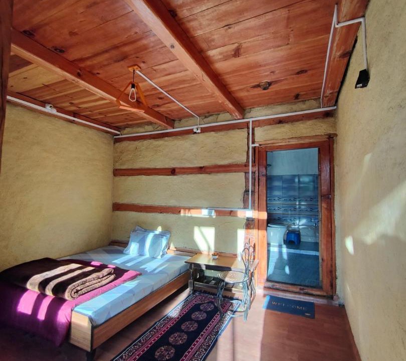 Photo of Bedroom in Kullu