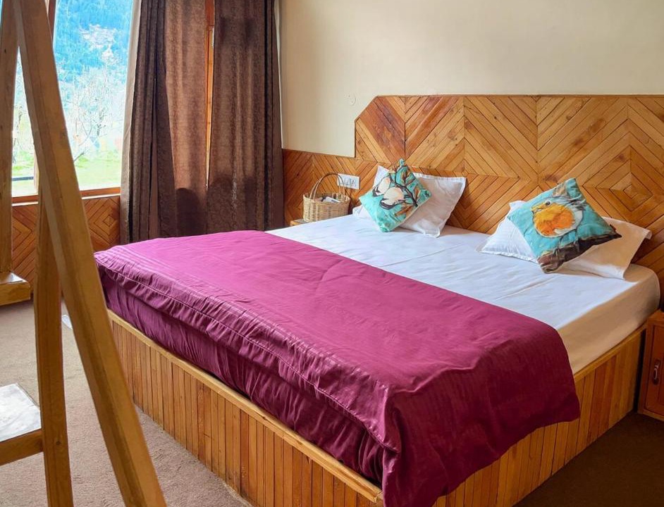 Photo of Bedroom in Jagatsukh