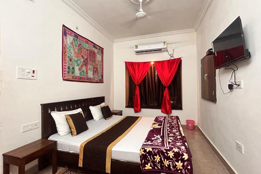 Photo of Bedroom in Amar Sagar Pol