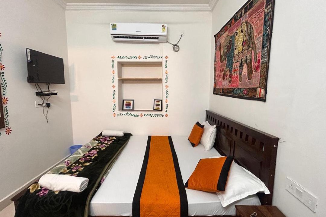 Photo of Bedroom in Amar Sagar Pol