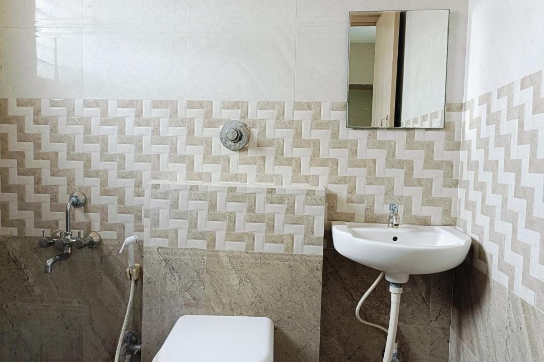Photo of Bathroom in Vijayanagar