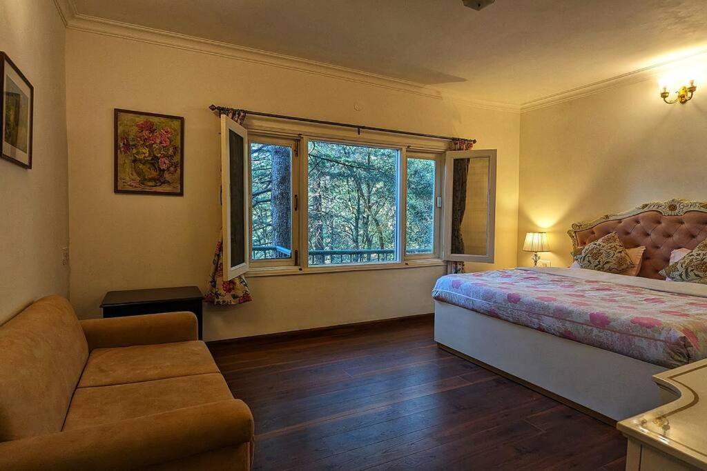 Photo of Bedroom in Chail