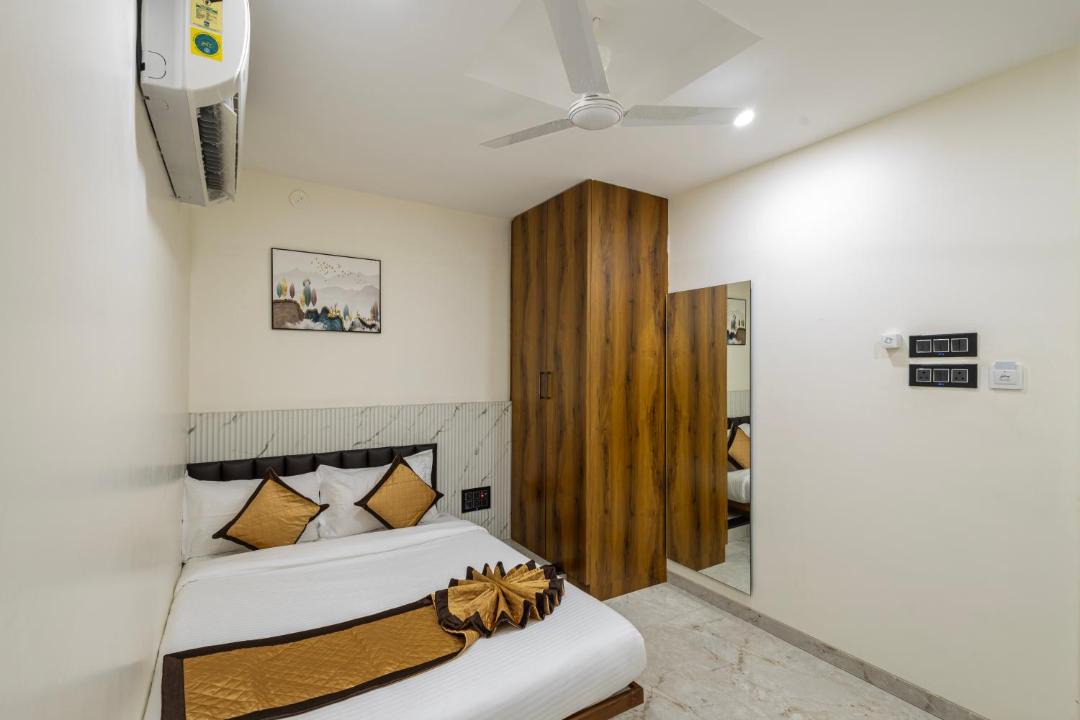 Photo of Bedroom in Daulatabad