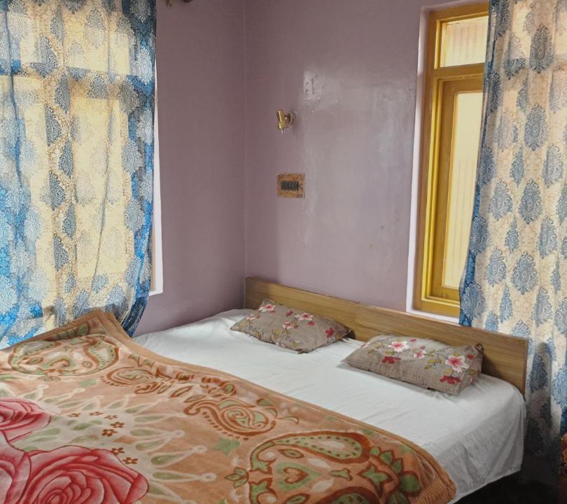 Photo of Bedroom in Srinagar