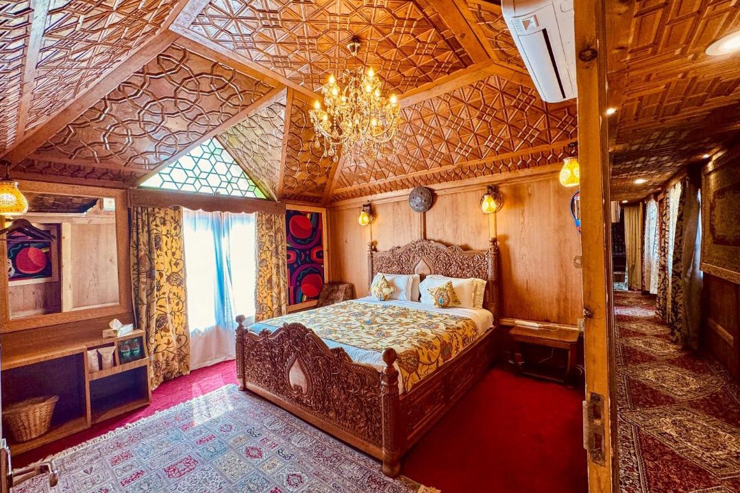 Photo of Bedroom in Nagin Bagh