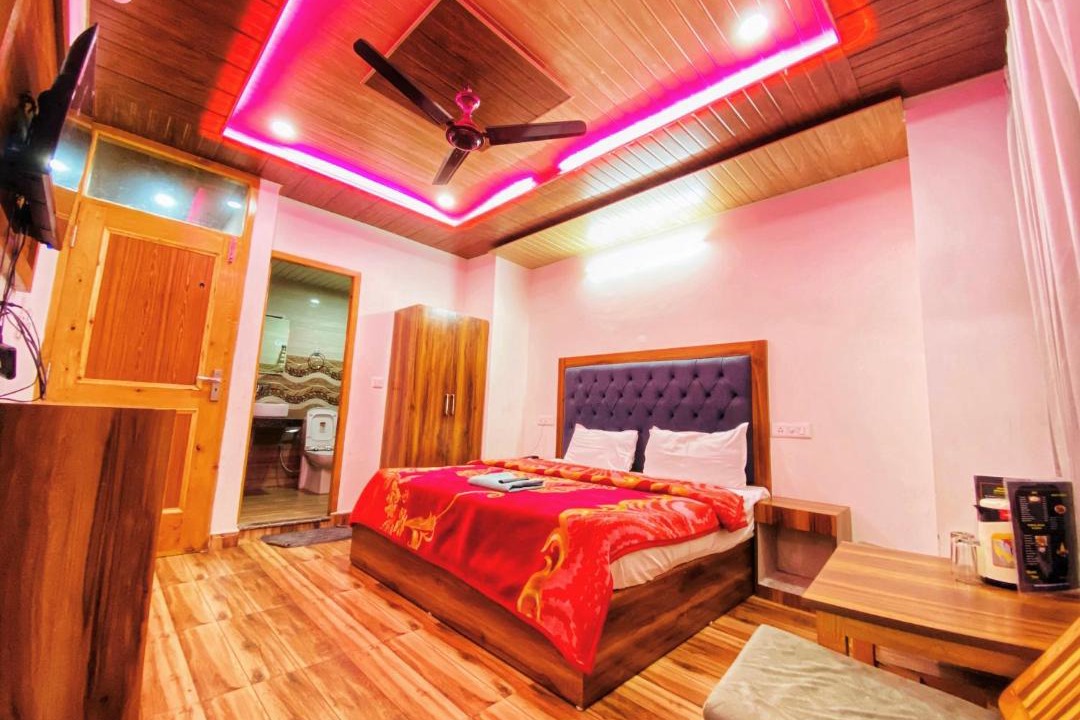 Photo of Bedroom in New Manali