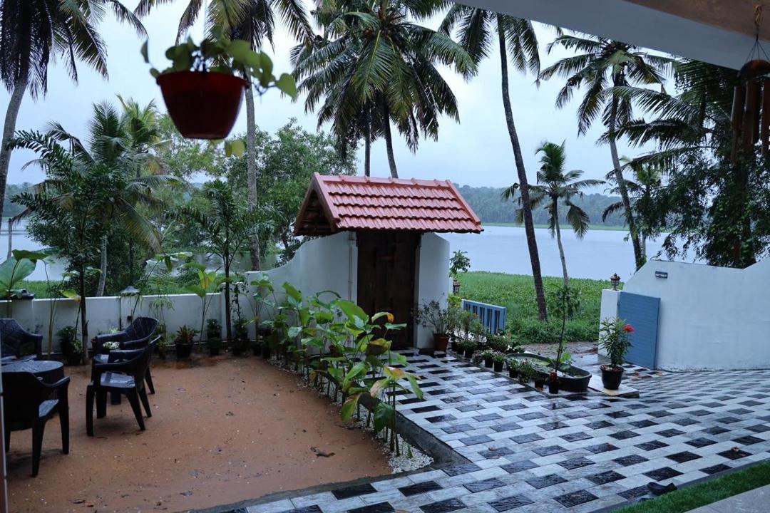 Photo of Others in Venganoor