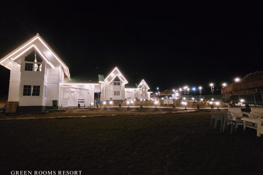 Photo of Buildings in Srinagar