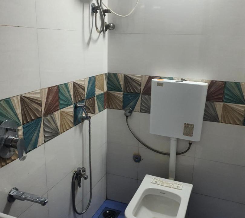 Photo of Bathroom in Santacruz West
