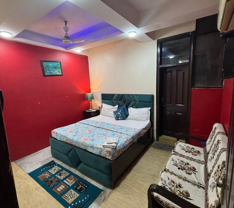 Photo of Bedroom in Pashim Vihar
