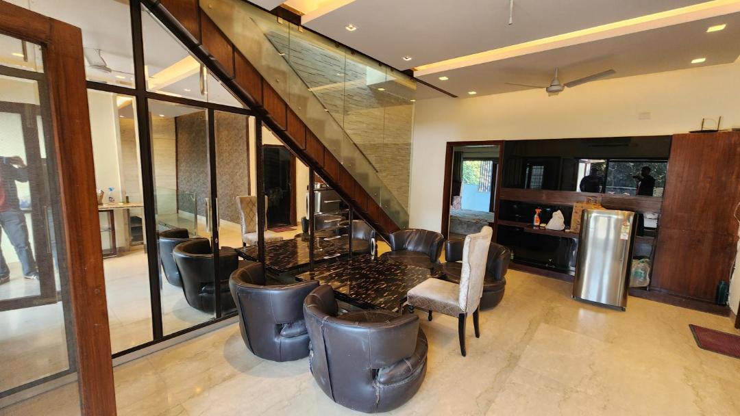 Photo of Others in DLF Phase 3