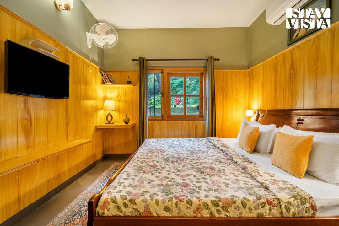 Photo of Bedroom in Kasauli