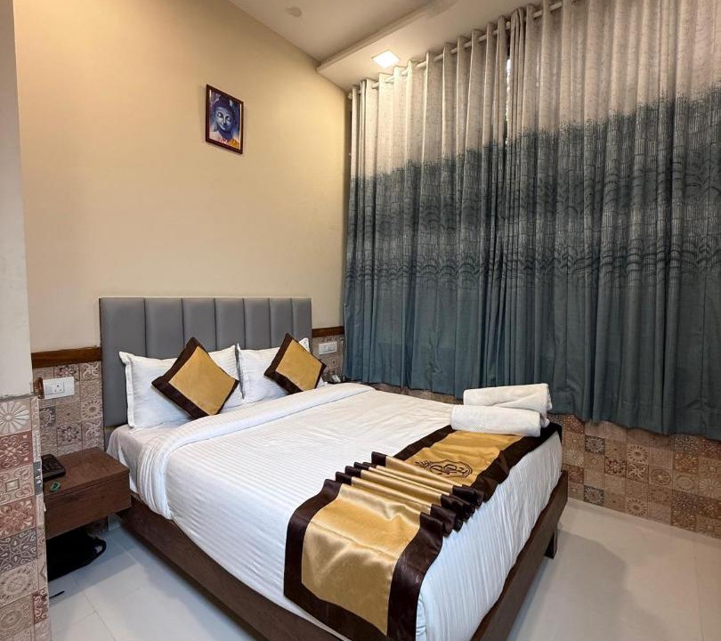 Photo of Bedroom in Malad West