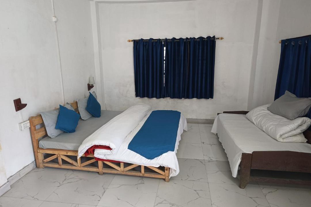 Photo of Bedroom in Jibhi