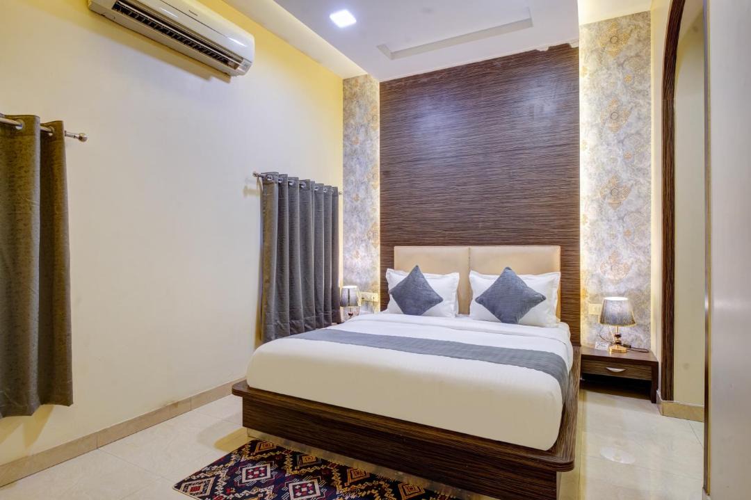 Photo of Bedroom in Dariyaganj