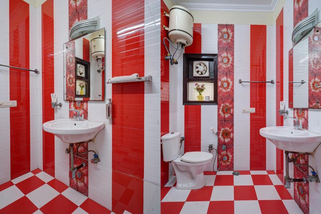 Photo of Bathroom in Dariyaganj