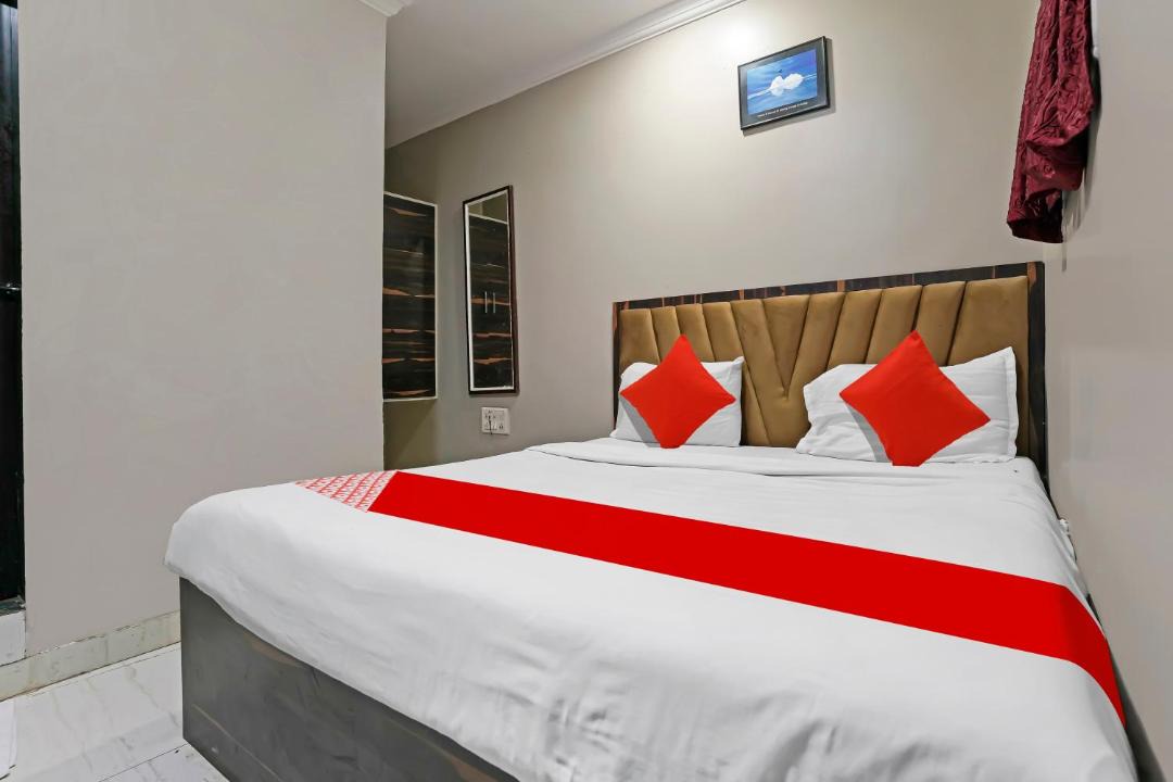 Photo of Bedroom in Marol