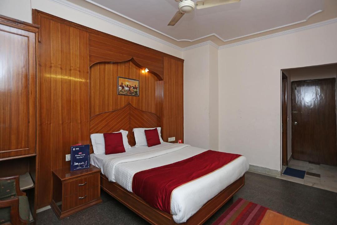 Photo of Bedroom in Karol Bagh
