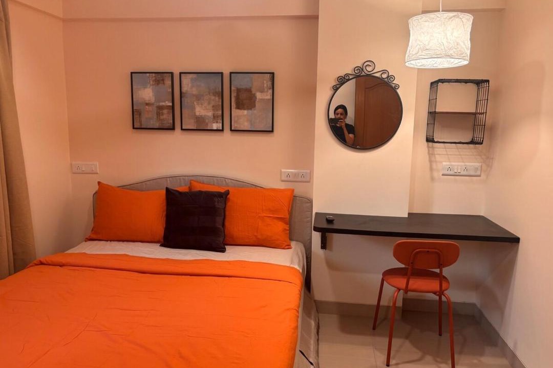 Photo of Bedroom in Pali Hill