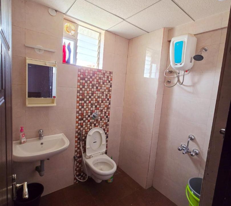 Photo of Bathroom in Adyar