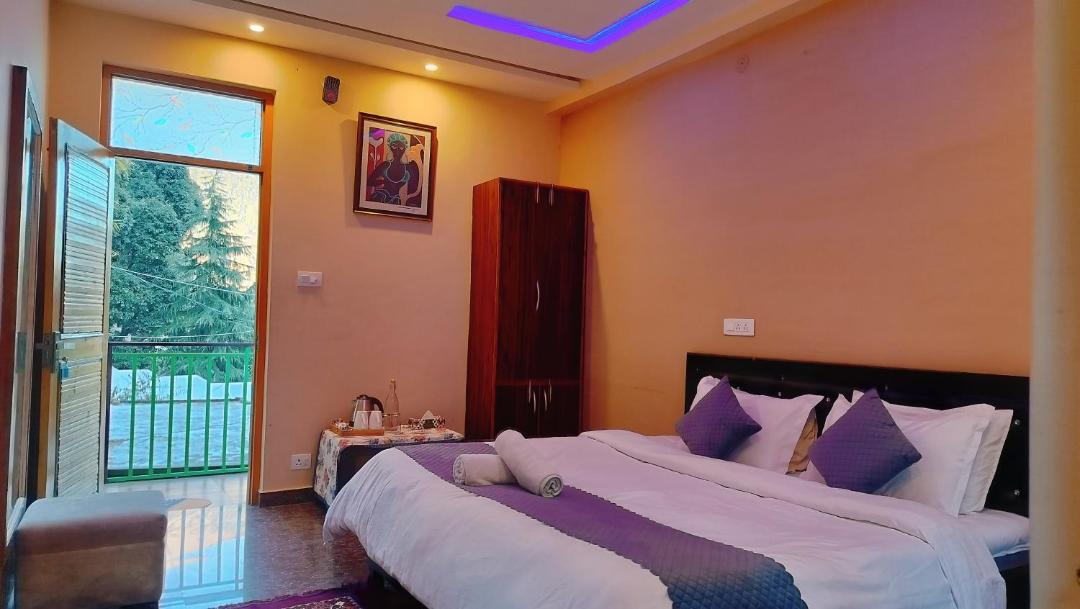 Photo of Bedroom in Bhagsu Nag