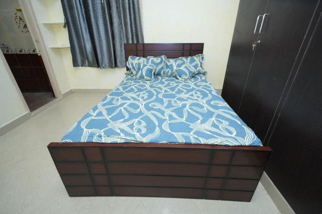 Photo of Bedroom in Tiruchanur