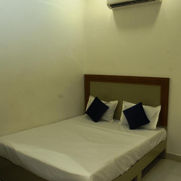 Photo of Bedroom in Morbi